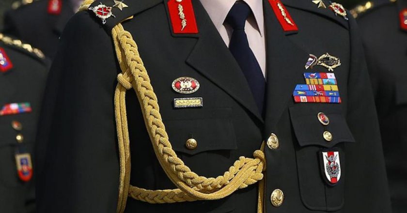 23 general ve amiral bir üst rütbeye terfi ettirildi