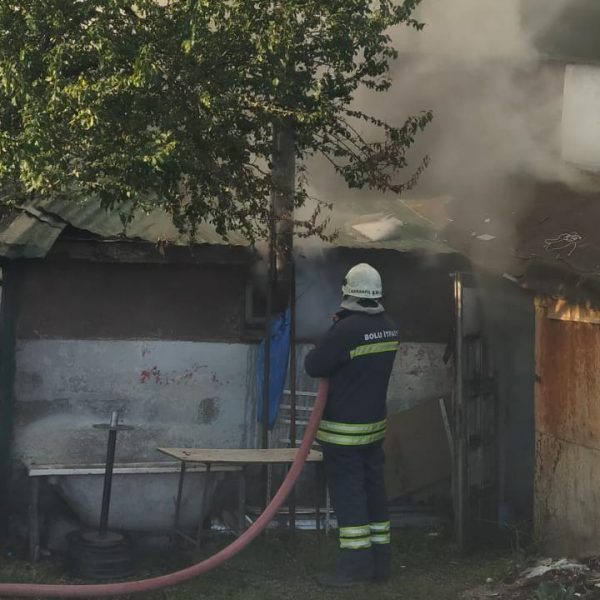 Bolu'da iş yeri yangını – Son dakika haberleri