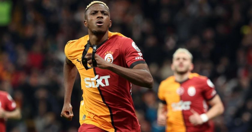 Victor Osimhen’den Mutlu Açıklama: Her şeyi vermeye hazırım!