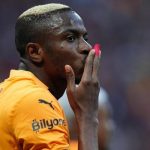 Sadece Galatasaray değil, tüm futbol taraftarları bu haberi bekliyorlardı! Sonunda seçimini yaptı … Victor Osimhen’in kararını verdiler.