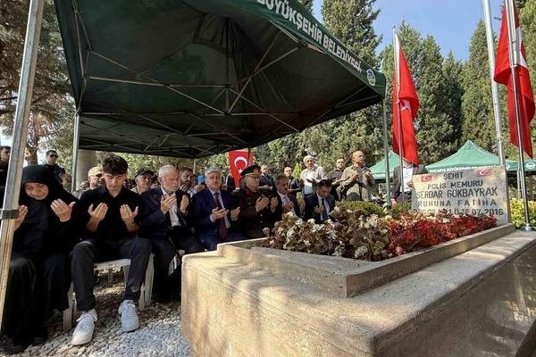 15 Temmuz Şehit, 9. yıldönümünde mezarda anıldı