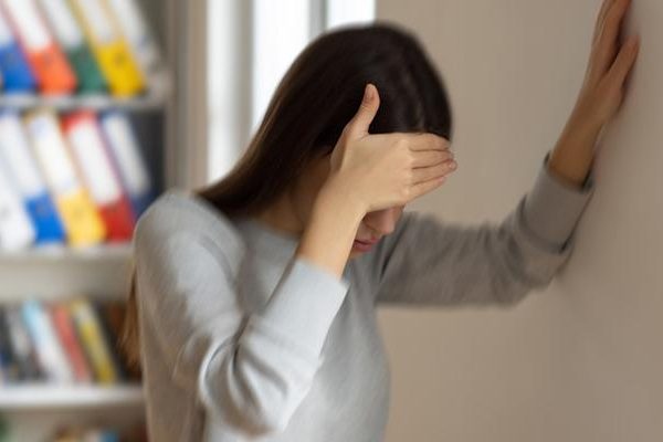 Epilepsi kader değil, kontrol edilebilir! 3 Epilepsiye Karşı Altın Kurallar: Teşhis, Tedavi, Düzen …