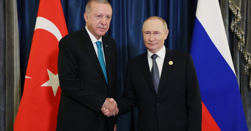 Başkan Erdoğan Rusya Başkanı Putin ile tanıştı