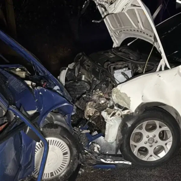 Eskişehir-Seyitgazi yolunda korkunç kaza! 1’i çocuk 9 kişi yaralandı – Son Dakika Türkiye Haberleri