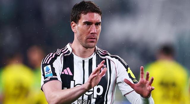 Ve Dusan Vlahovic Beşiktaş’ta! Siyah-Beyazlılar yıldız isimle anlaşma sağladı: İşte geliş saati