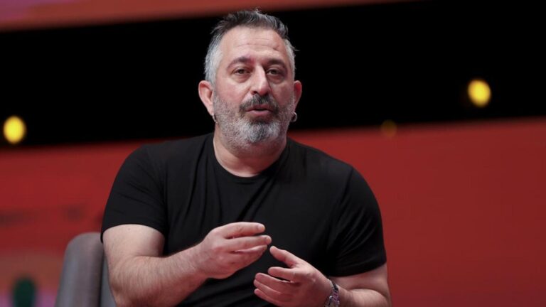 Cem Yılmaz kalp krizi geçirince yaşı merak edildi! Cem Yılmaz kaç yaşında?